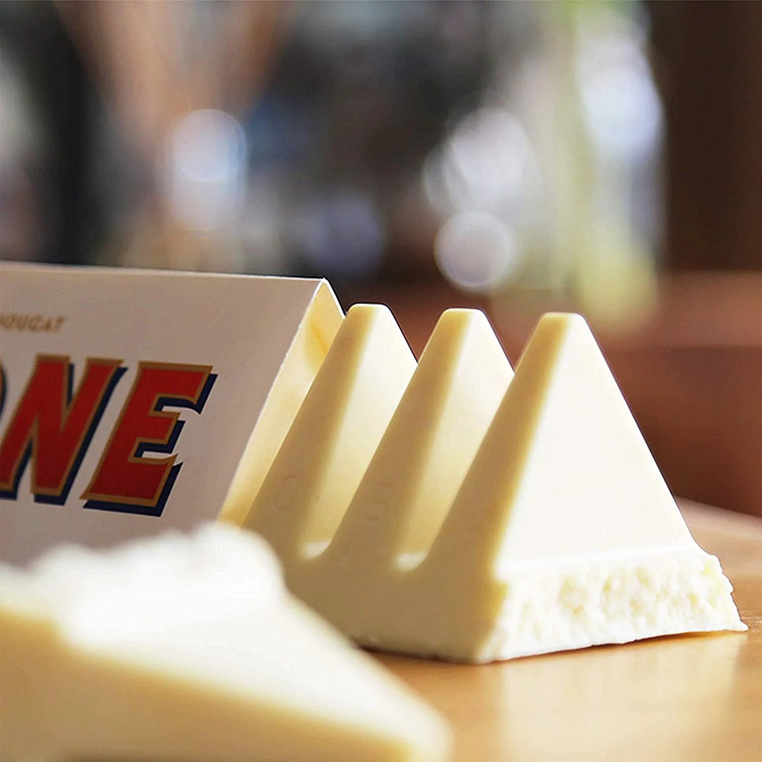 TOBLERONE: Swiss White Chocolate Bar: 12 Count
