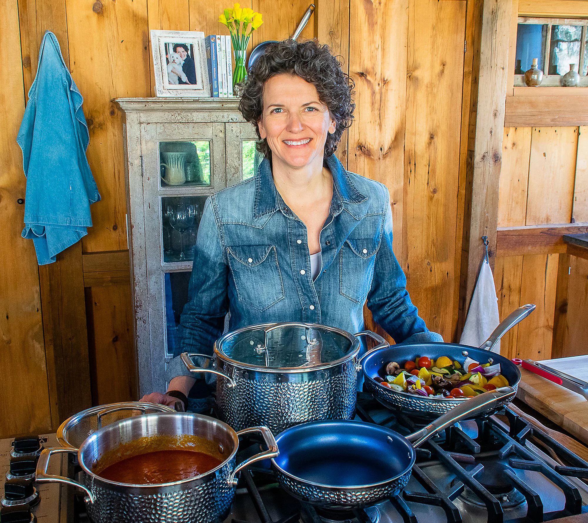 Blue Jean Chef 6-Pc Tri-Ply Hammered Stainless Steel Cookware Set Open Box