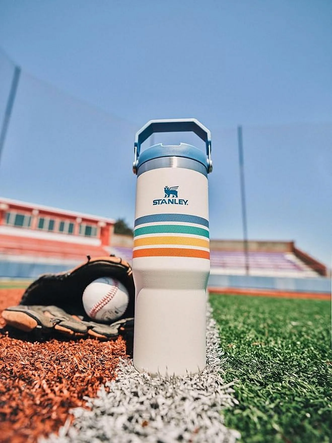 STANLEY 30 OZ IceFlow Stainless Steel Tumbler with Straw The Varsity Iceflow (Cream Stripe)