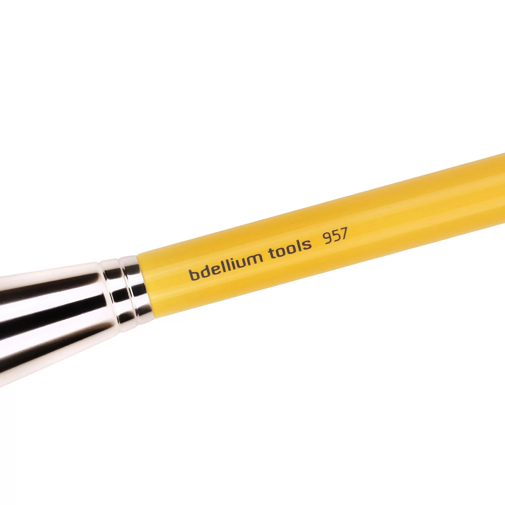 Bdellium Tools Professional Makeup Brush Studio Line - Precision Kabuki Airbrushed Effect 957