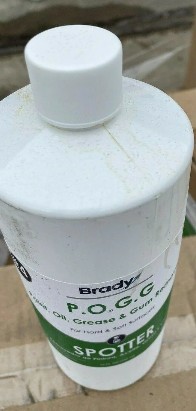 SPOTTER /BRADY PAINT, OIL, GREASE, GUM REMOVER. 6/QUART CONTAINERS PER LOT.
