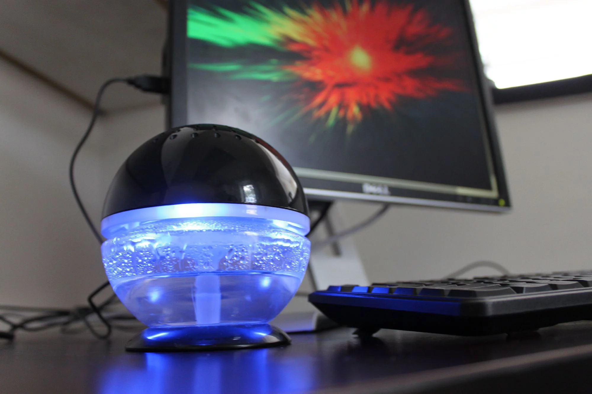 2 Units EcoGecko Little Squirt Glowing Water, Air Revitalizer, Air Freshener, Room Aromatize, Aromatherapy, Aroma and Essential Oil Diffuser with 10ML Lavender Oil, Black