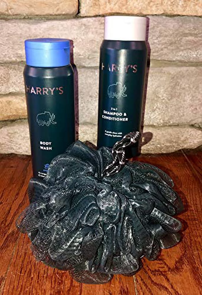 Harry's Shampoo 2-in-1 Body Wash Shower/Bath Bundle with XL Pouf (color may vary)