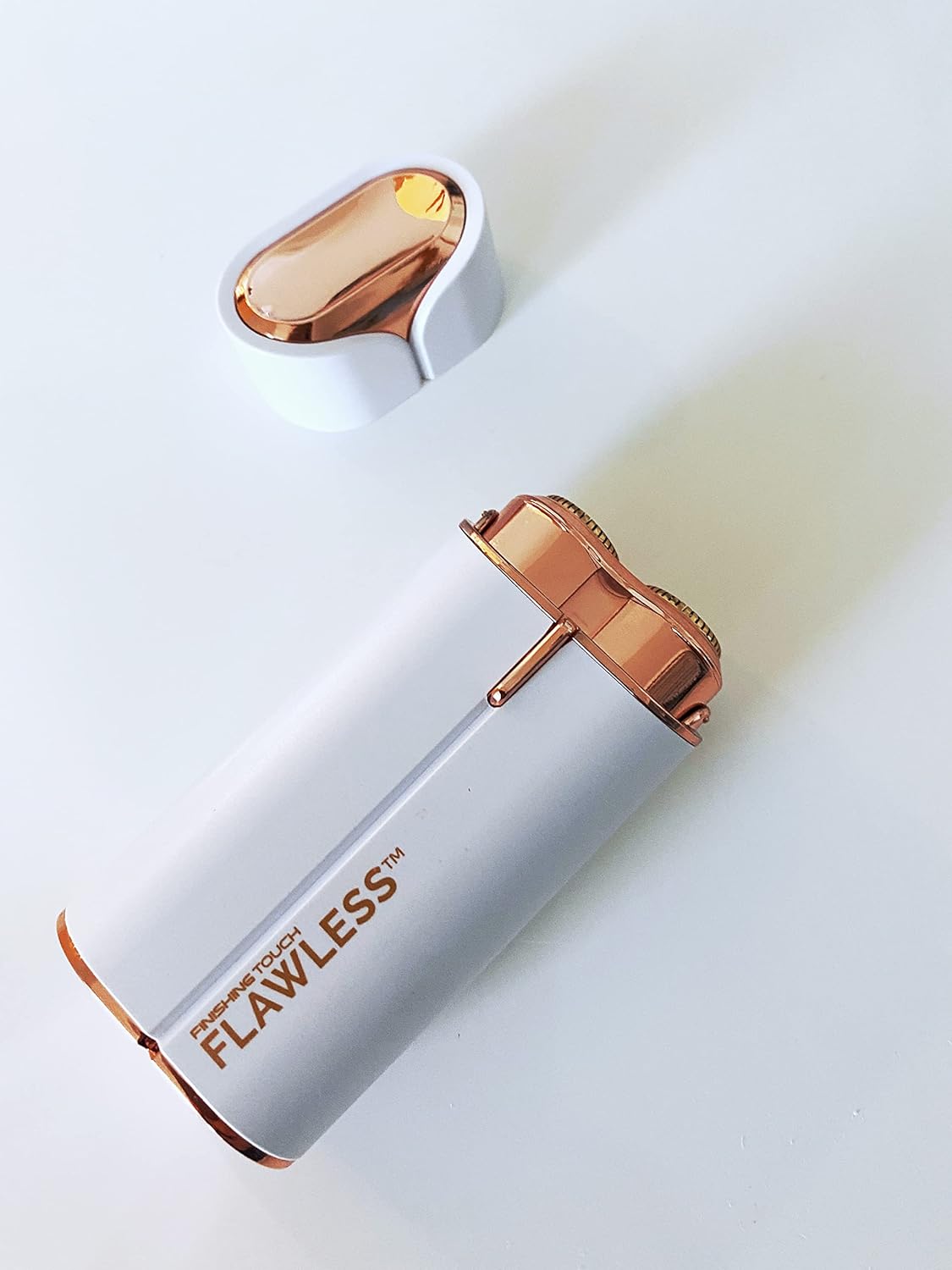 Finishing Touch Flawless Women's Painless Hair Remover Face Duo, Facial Electric Shaver Device, Dermatologist Approved, Hypo-allergenic, White/Rose Gold