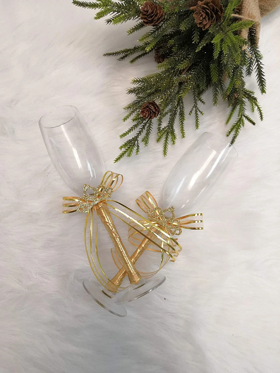 Wedding Quinceanera Champagne Toasting Flute With Tiara Golden Lace Bow Decorated Glasses, Set Of 2 (Glass Set)