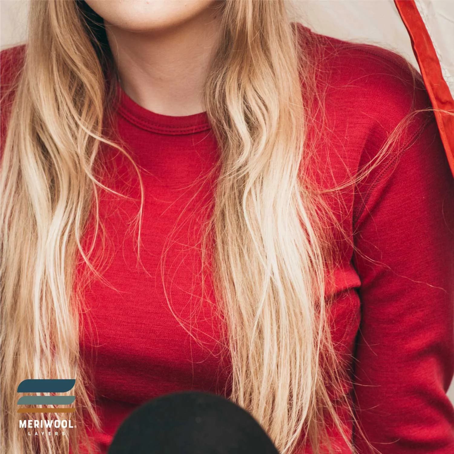 MERIWOOL Women's Merino Wool Midweight Baselayer Crew - Black - XS