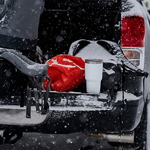 YETI Rambler 30 oz Stainless Steel Vacuum Insulated Tumbler w/MagSlider Lid, Black