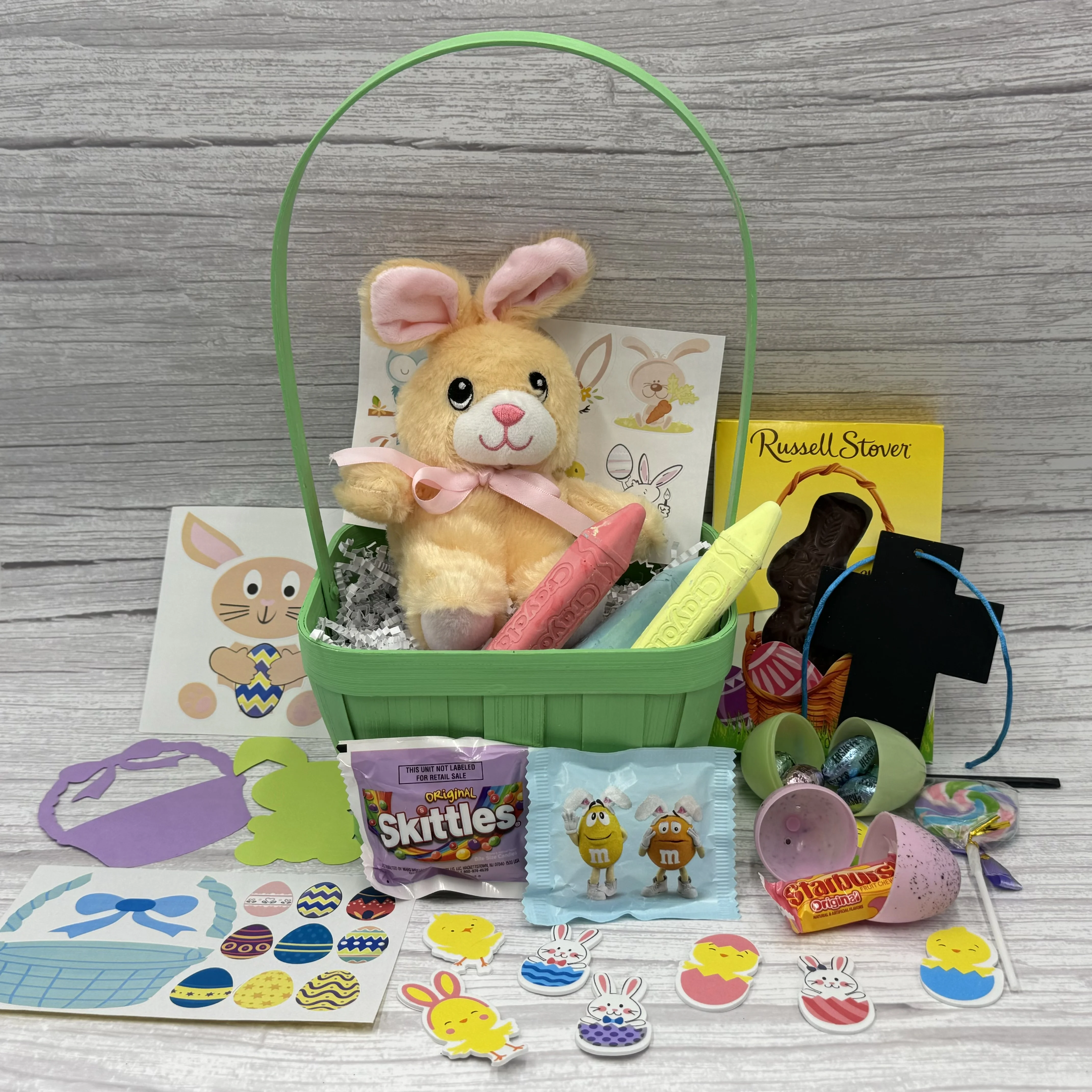 Bay and Birch Designs Prefilled Easter Basket Personalized Candy Crafts Green