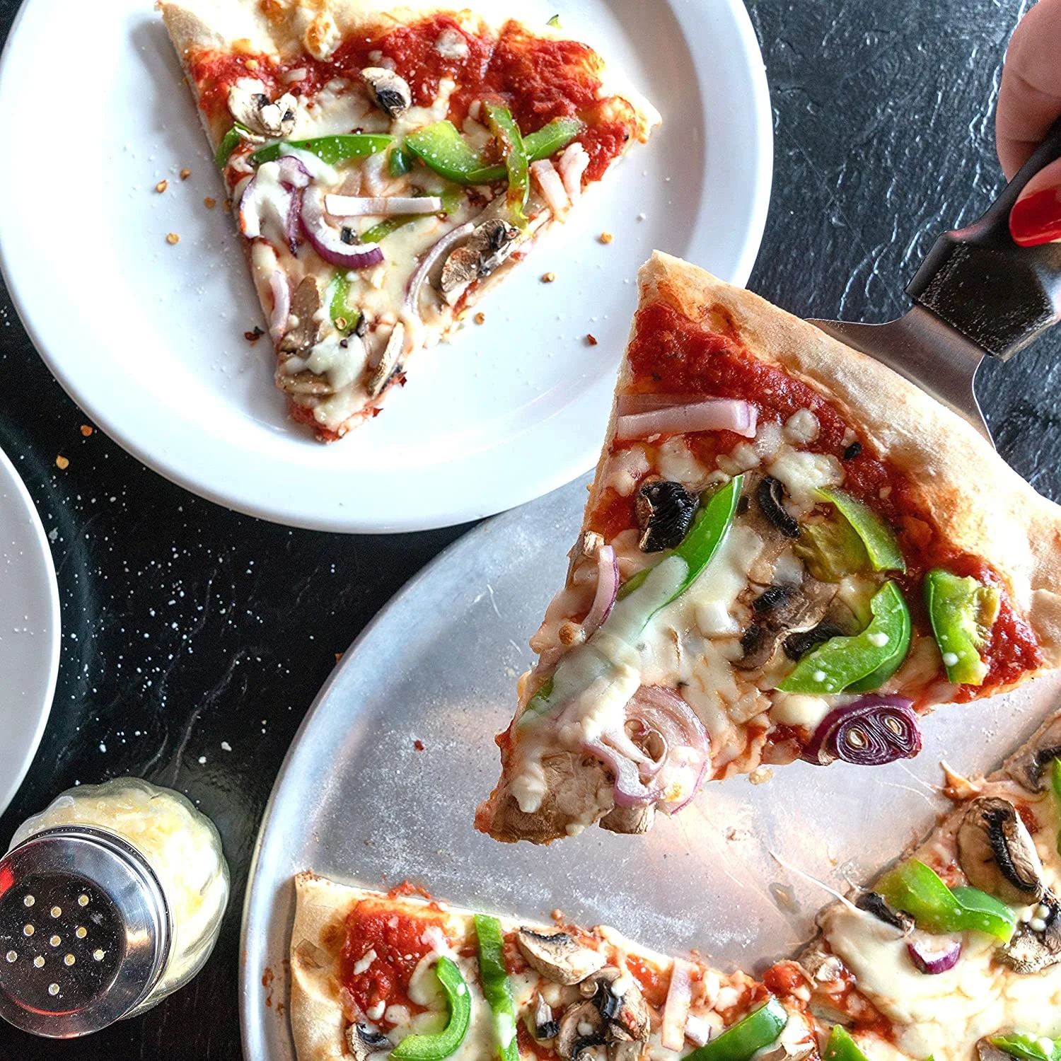 Crown Pizza Pan 10 inch, 2 Pack, Sturdy, Rust Free, Pure Aluminum, Made in Canada