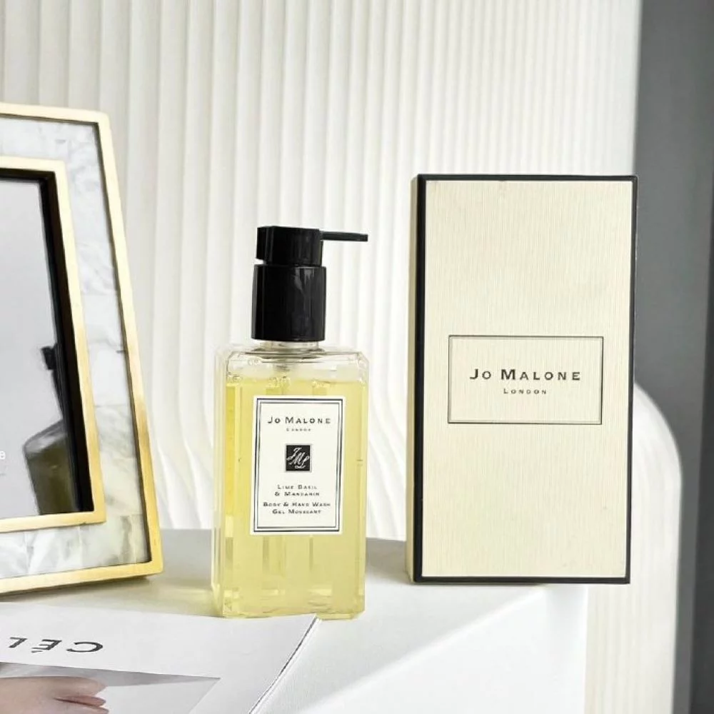 Jo Malone London Lime Basil & Mandarin Body & Hand Wash - 250 ml / 8.5 oz