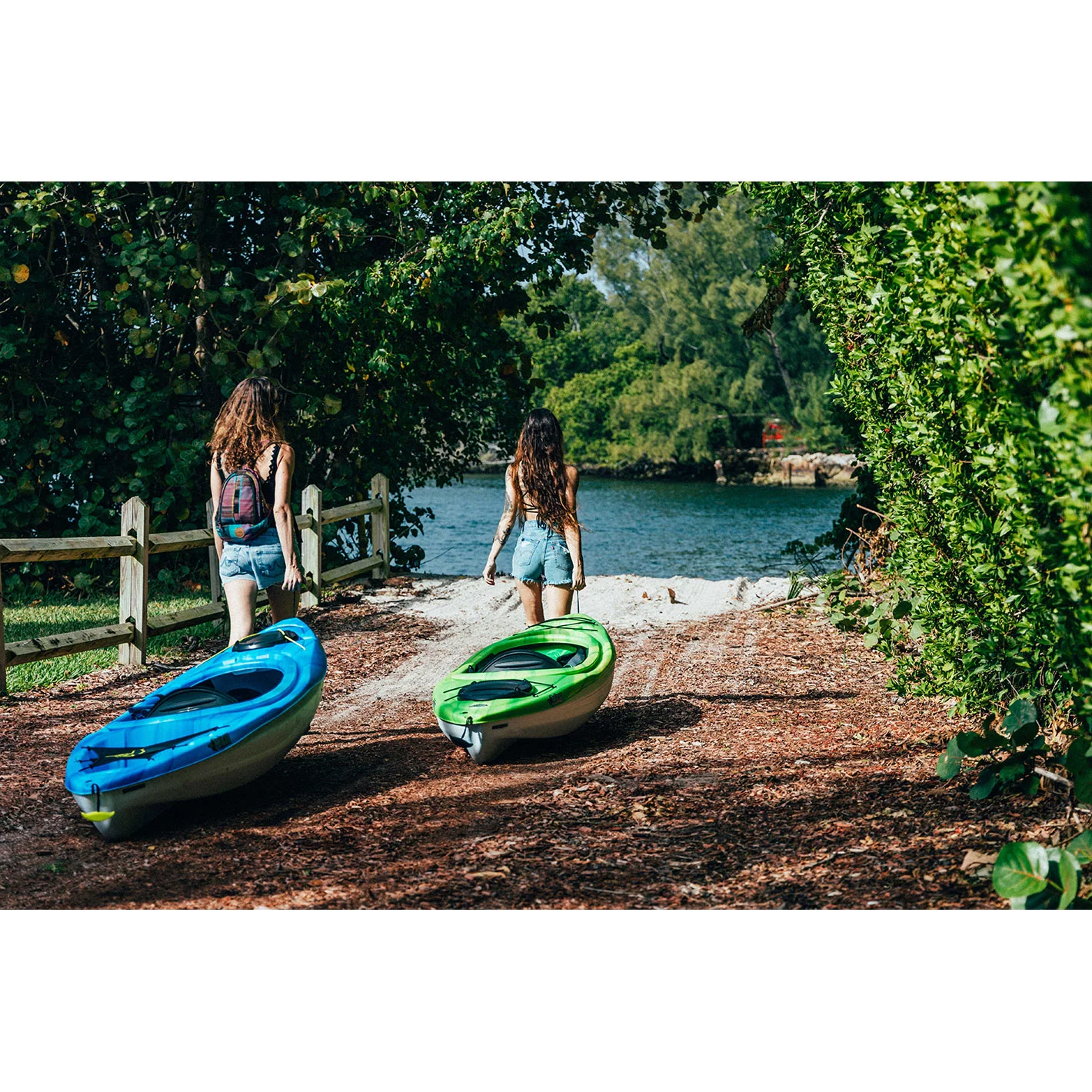 Pelican - Argo 100X - Sit-in Recreational Kayak - 10 ft - Fade Deep Blue White