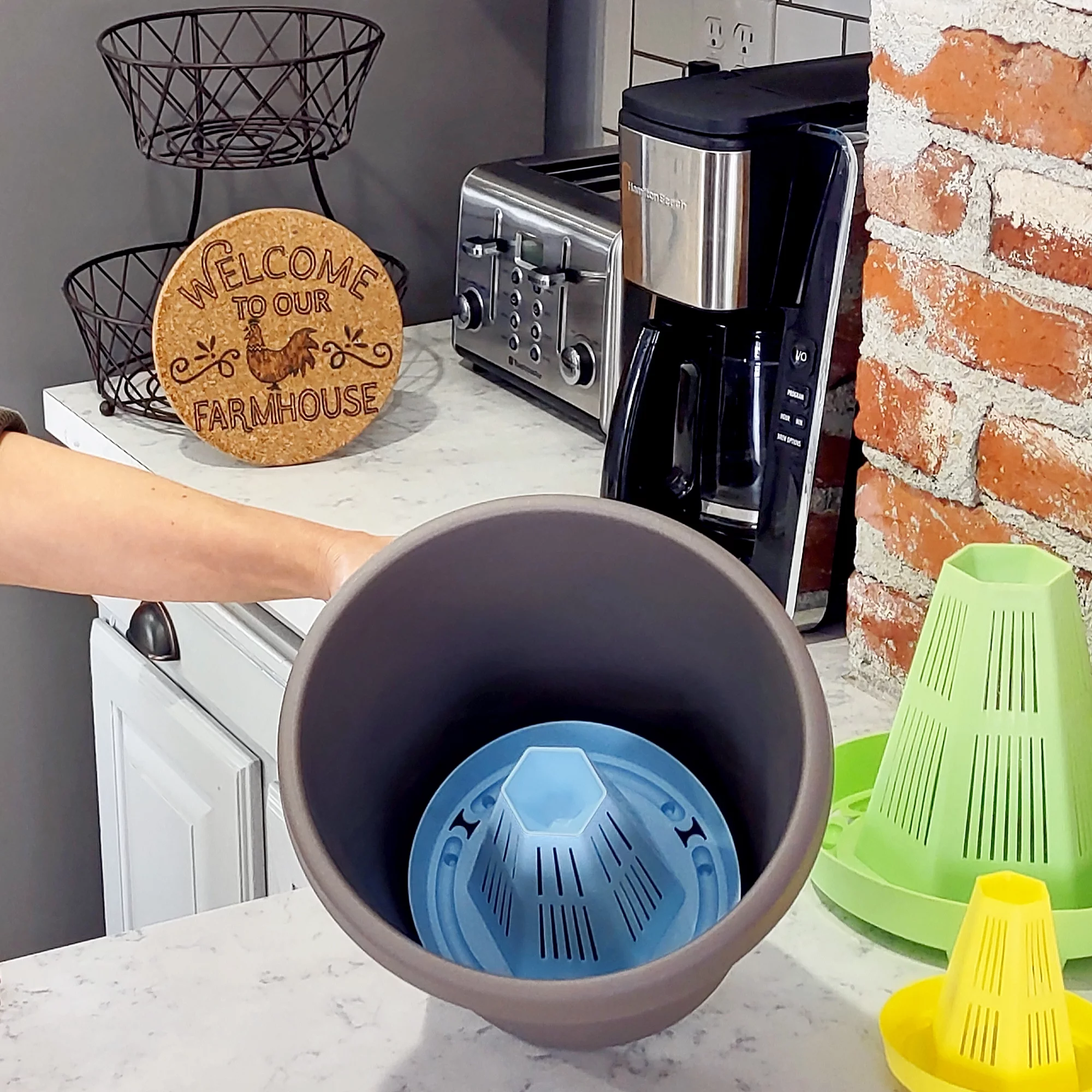 Root Warrior. Set of 6. Prevents Overwatering and Waterlogged Soil. Garden Insert for Planters, Pots and Containers. Valentine's Day Gift.