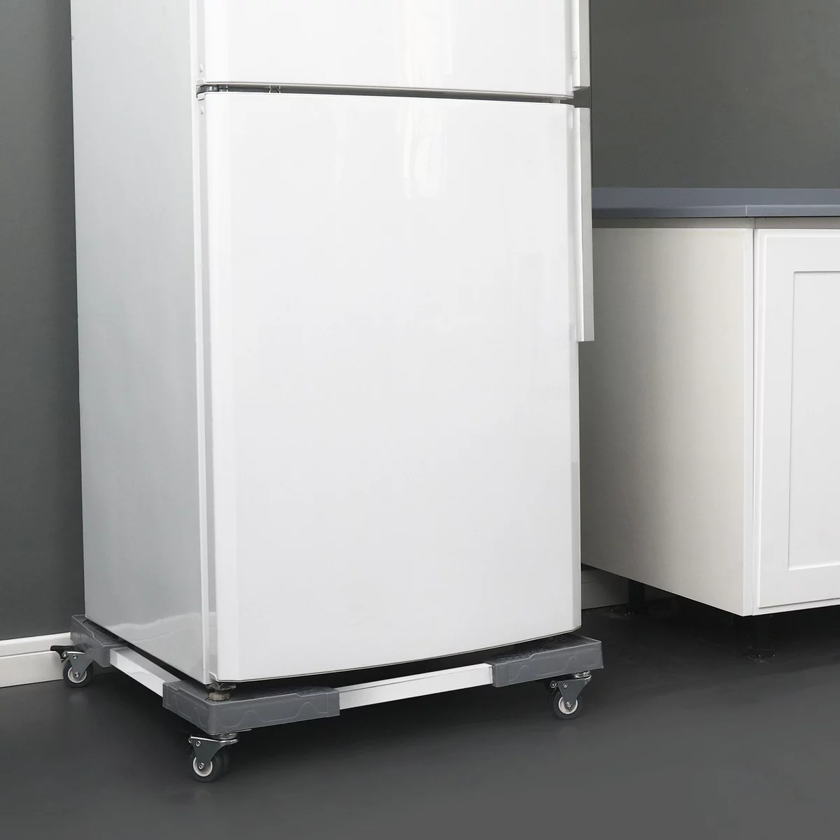 Adjustable Washing Machine and Dryer Stand with 4 Lifting Feet, 4 Swivel Casters with Brakes, 660 lb Capacity