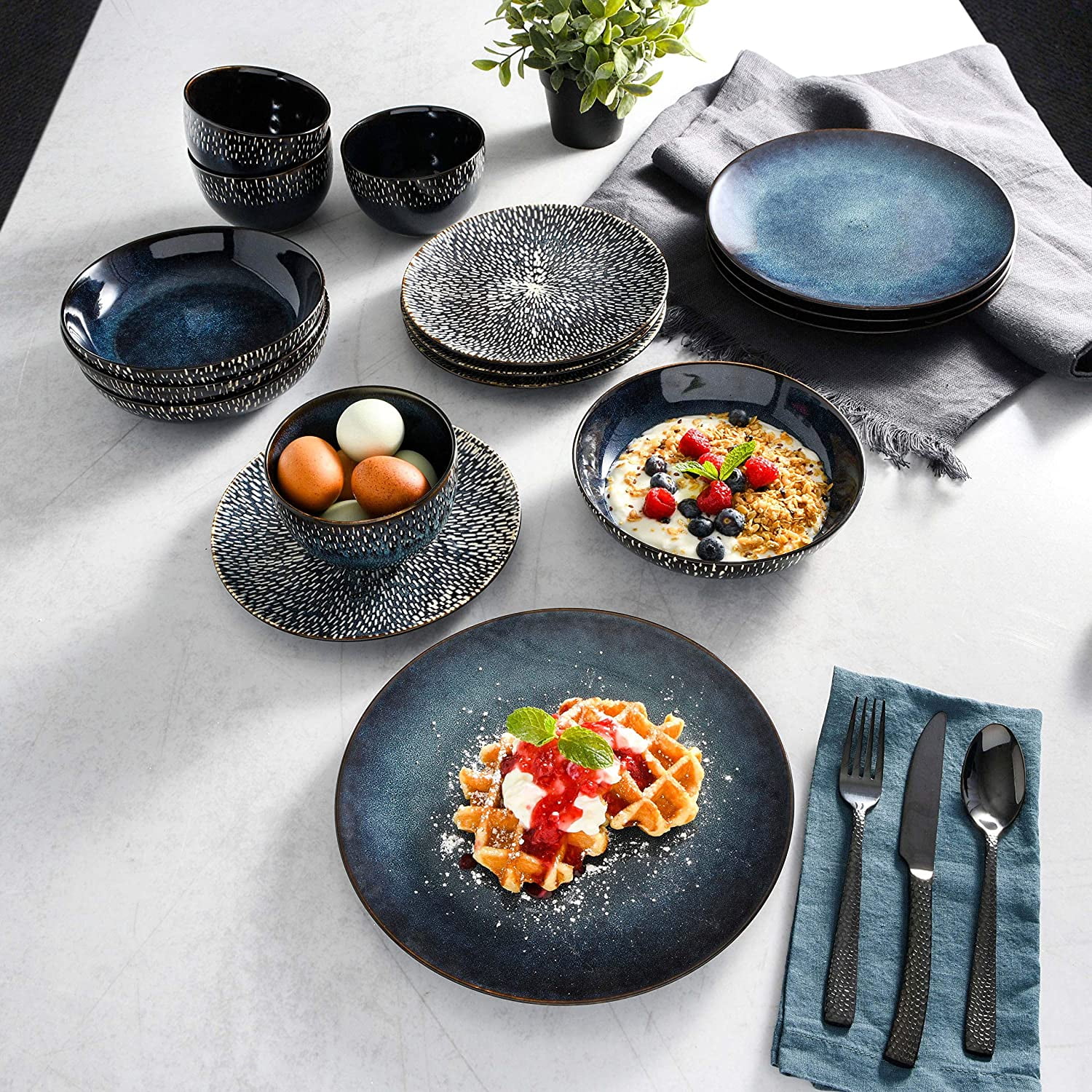Gibson Elite Matisse 16-Piece Dinnerware Set - Cobalt