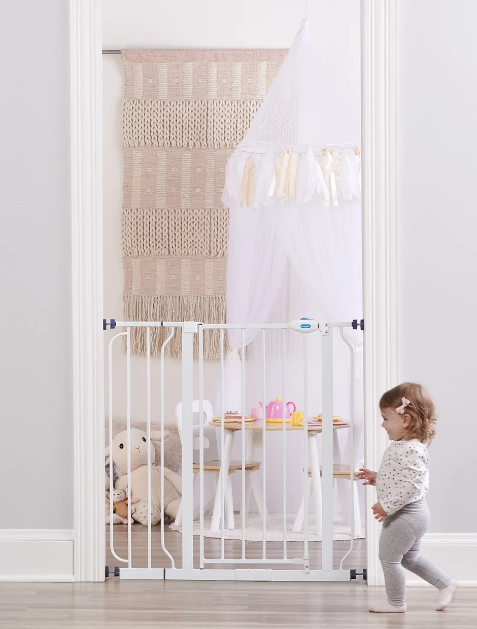 Regalo Easy Step® Extra Tall Walk Thru Baby Gate, Age Group 6 to 24 Months