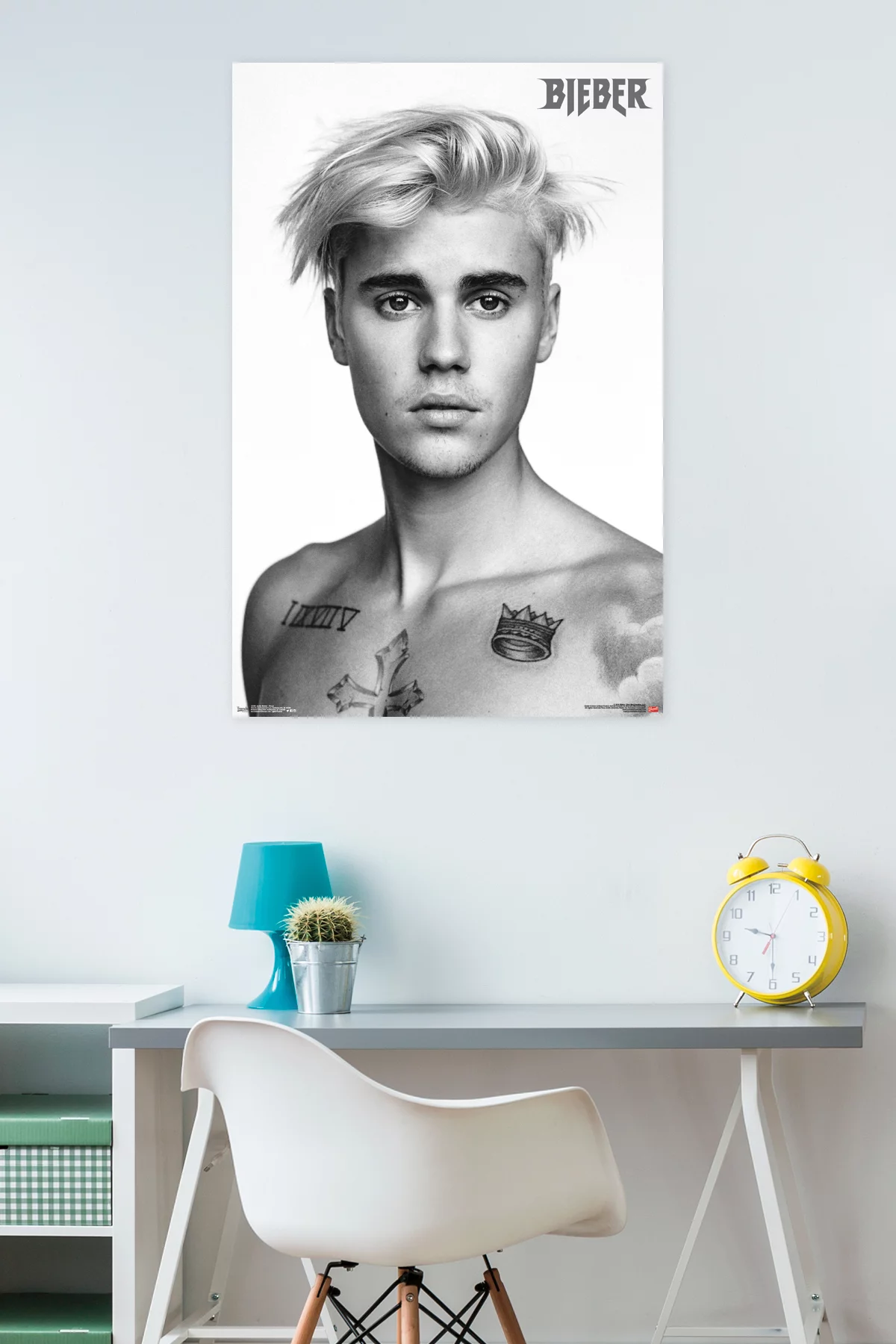 Justin Bieber - Pinup Wall Poster, 22.375