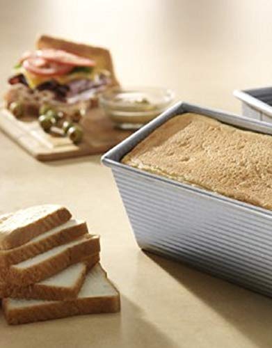 USA Pan Bakeware Pullman Loaf Pan with Cover, 13 x 4 inch, Nonstick & Quick Release Coating, Made in the USA from Aluminized Steel