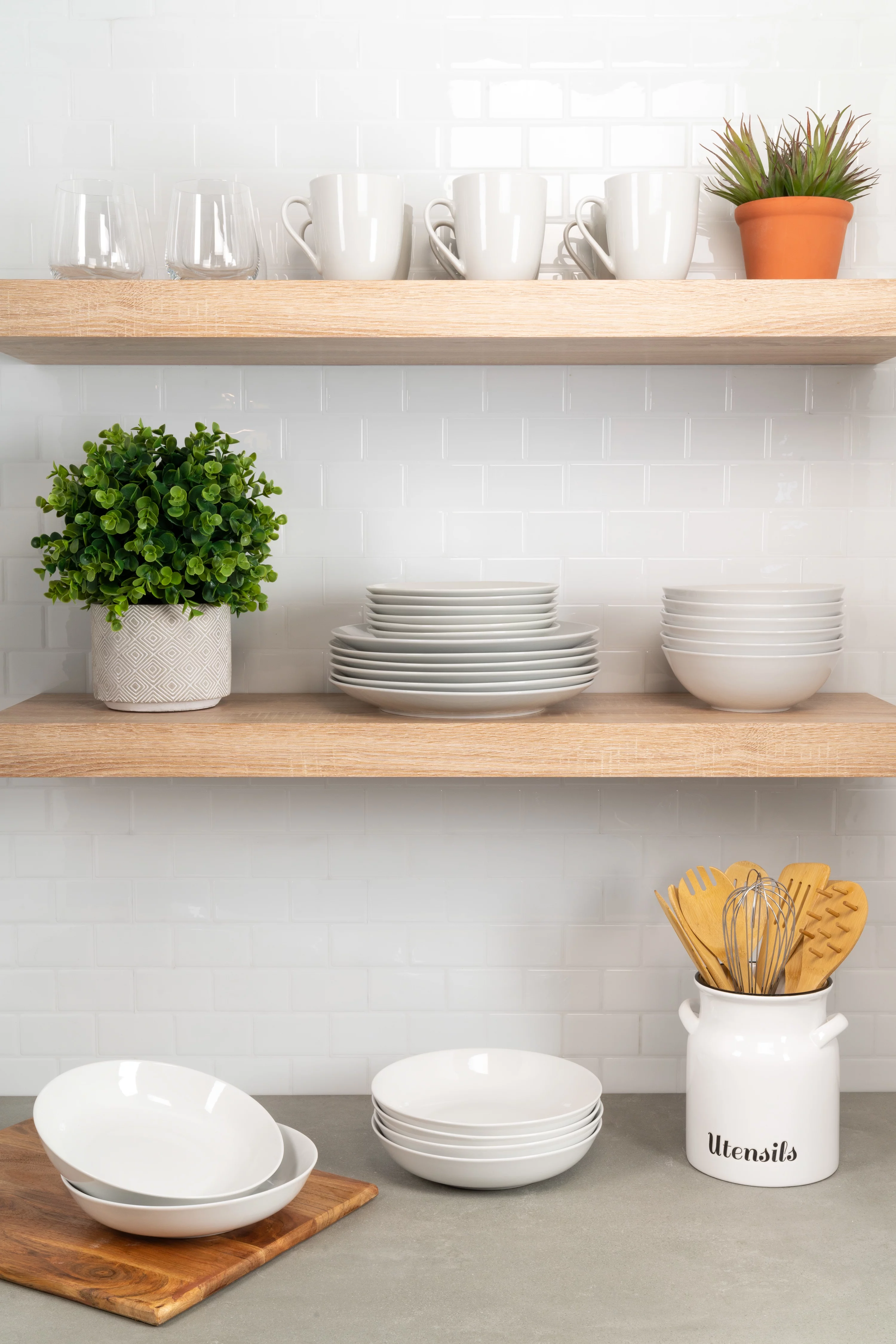 10 Strawberry Street Simply White 36 Oz Pasta/Dinner Bowl, Set of 6