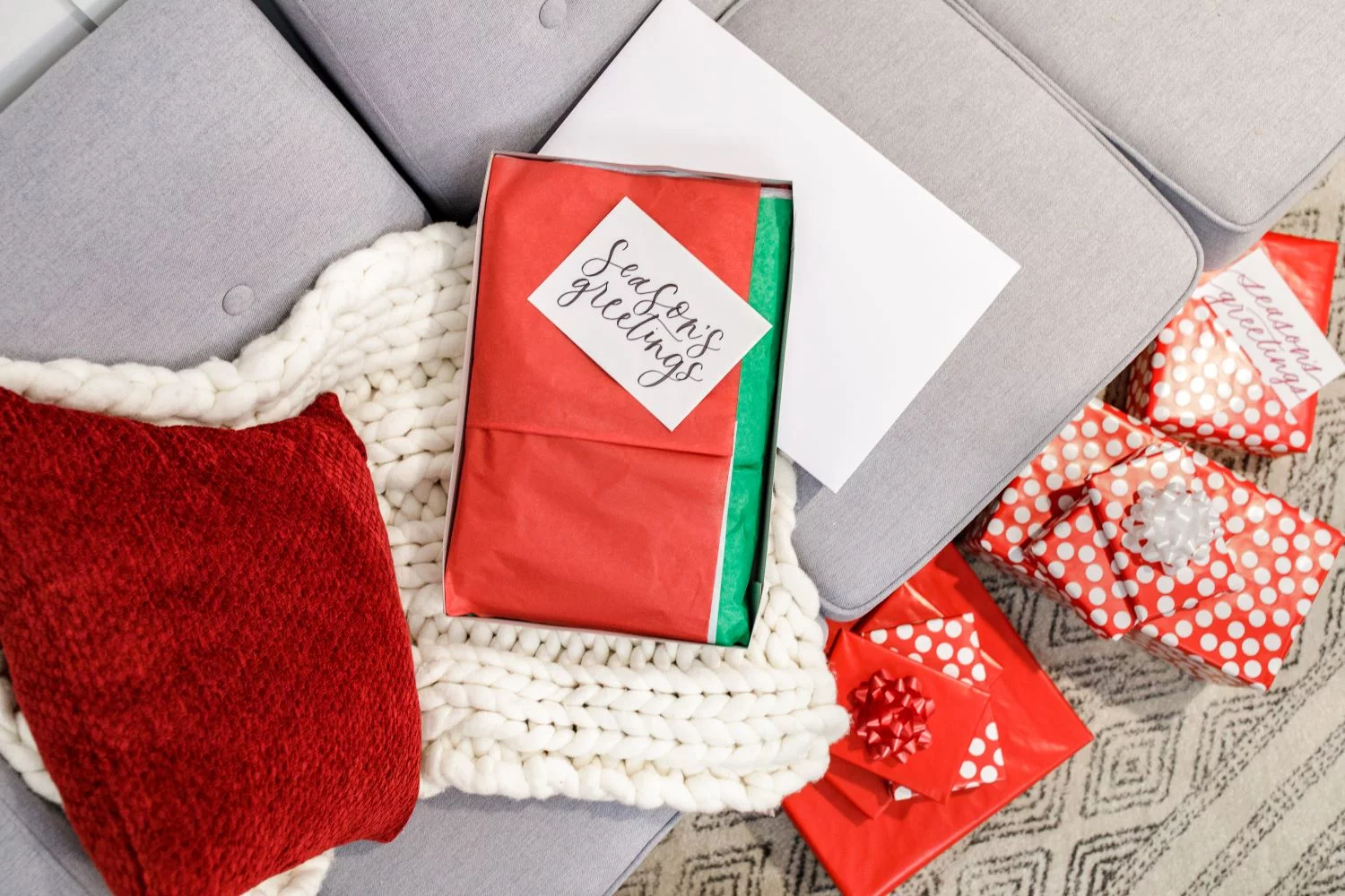 American Greetings White Shirt Boxes with Lids for All Occasions (6-Boxes, 14.75 in. x 9.5 in.)