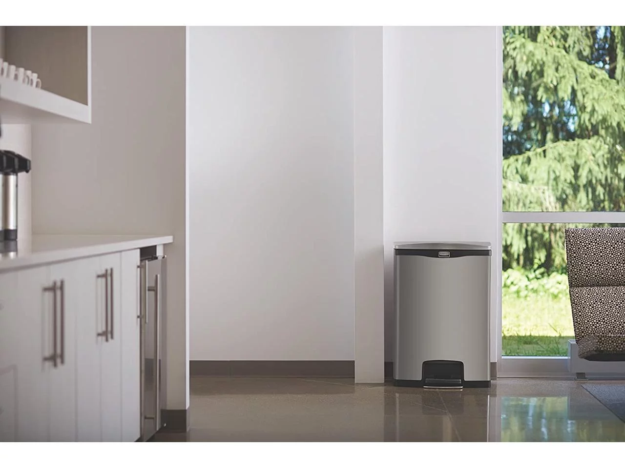 Rubbermaid Commercial Slim Jim Waste Container 1901999