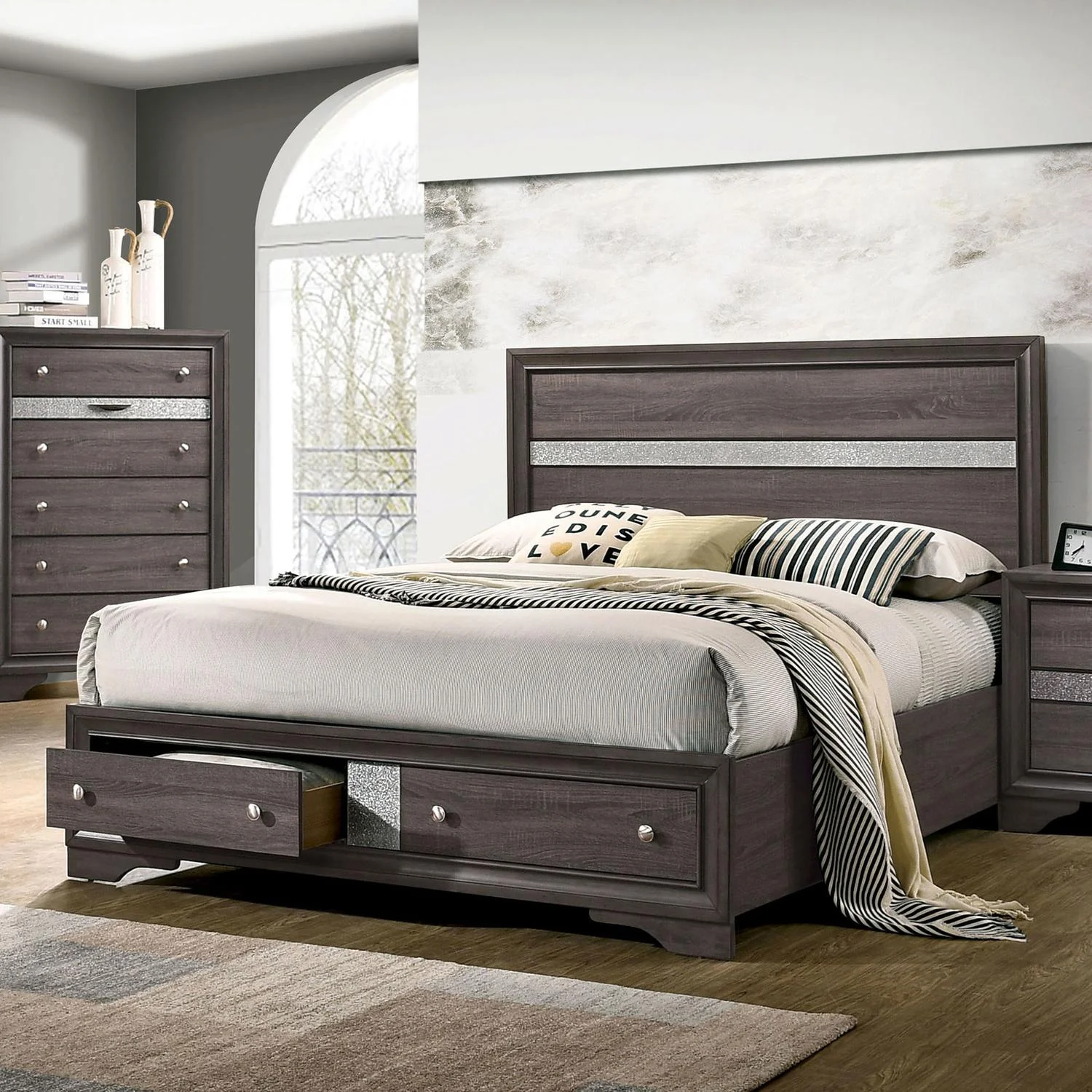 Contemporary Gray Solid Wood King Bedroom Set 5pcs FOA CM7552GY Chrissy