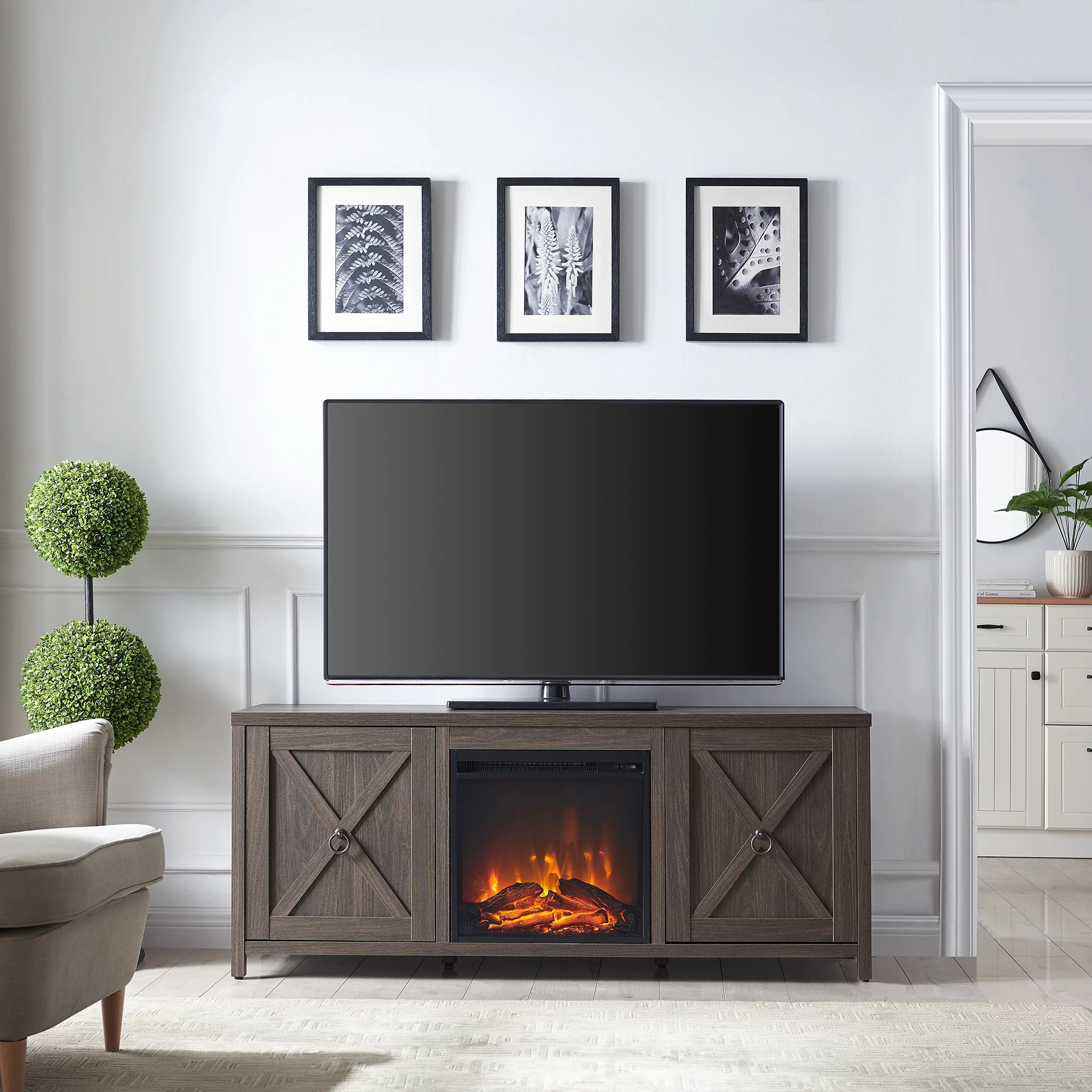 Evelyn&Zoe Granger Rectangular TV Stand with Log Fireplace for TV's up to 65