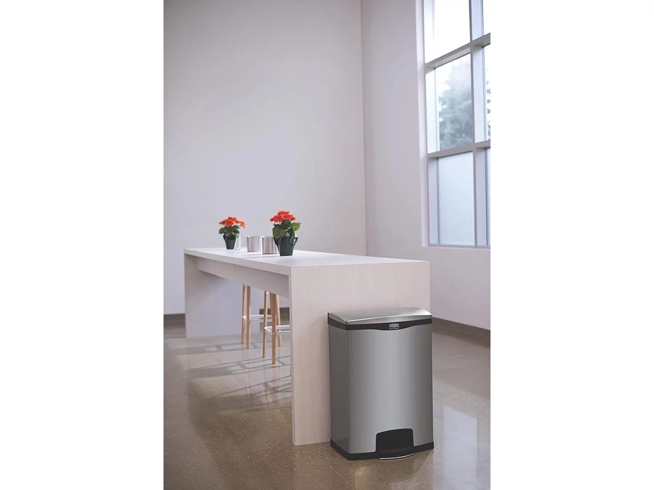 Rubbermaid Commercial Slim Jim Waste Container 1901999