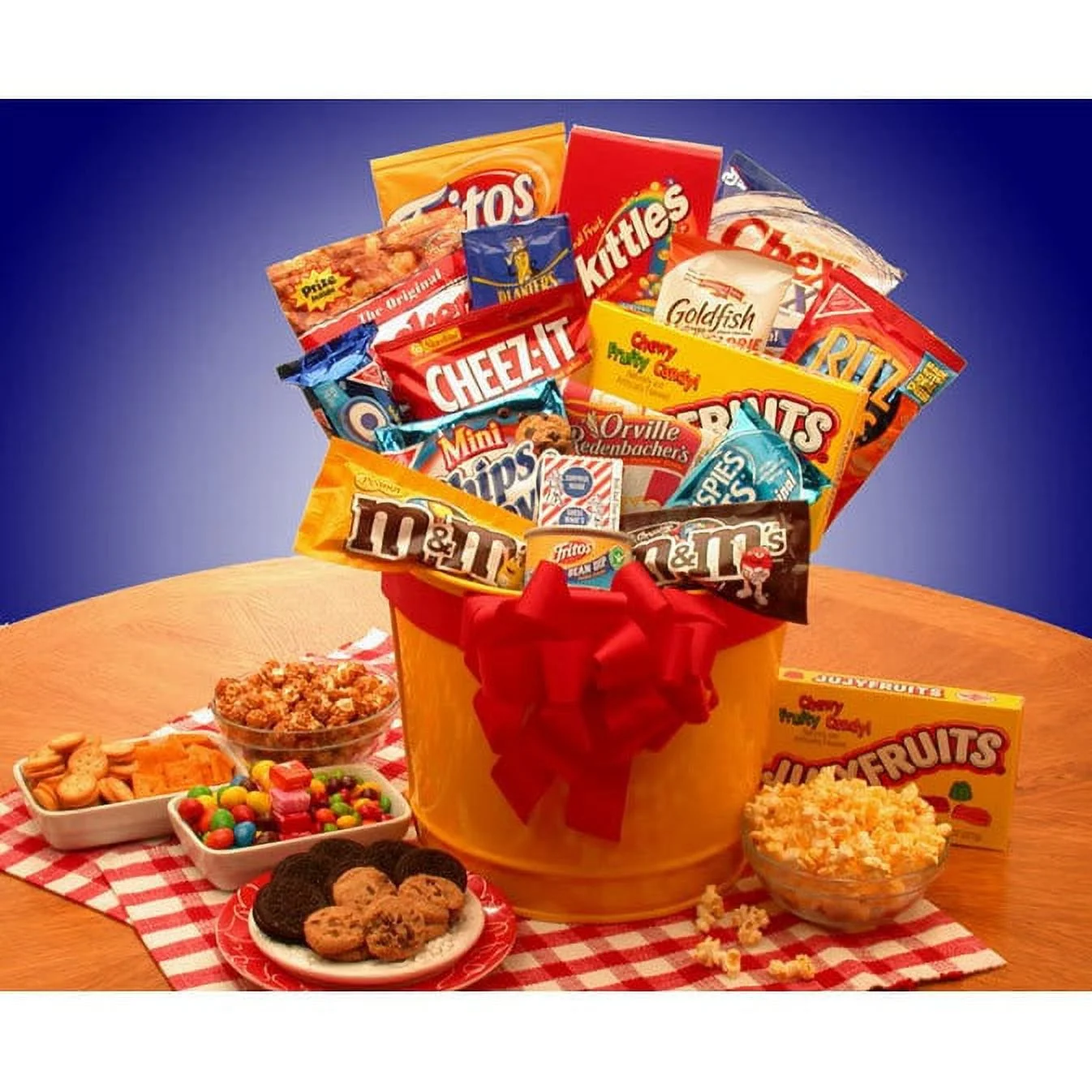 Gift Basket 820171 Junk Food Madness Gift Pail