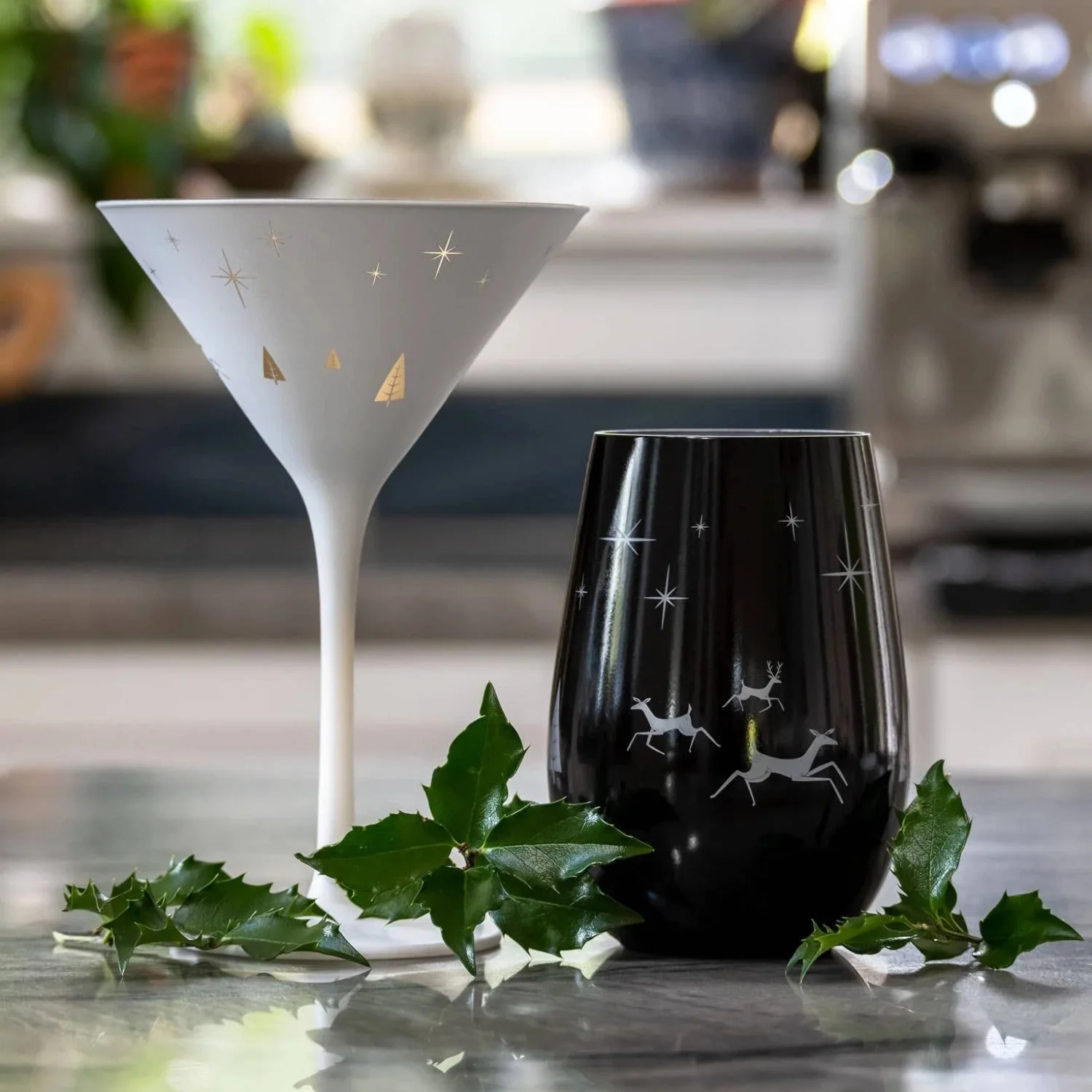 Wonderland White Martini 8.5oz (Set of 12)