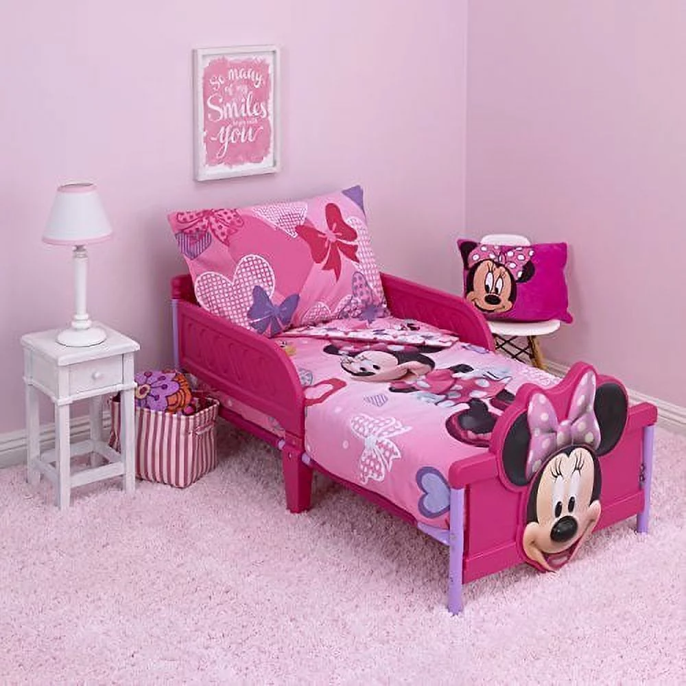 Disney Minnie Mouse 4-Piece Toddler Bedding Set