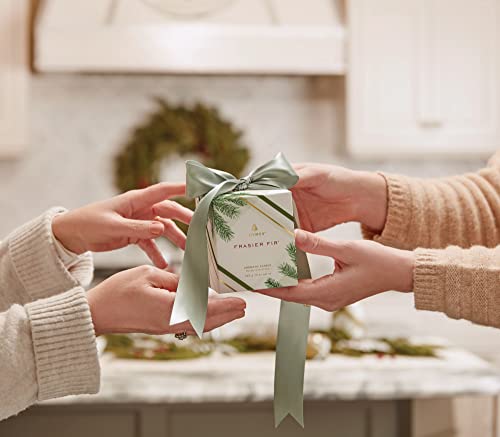 Thymes Frasier Fir Candle – Frosted Plaid Jar Candles – Green & White Candle Jar Design – Scented Candles with Notes of Siberian Fir, Cedarwood & Sandalwood – Holiday Candles (6.5 oz)