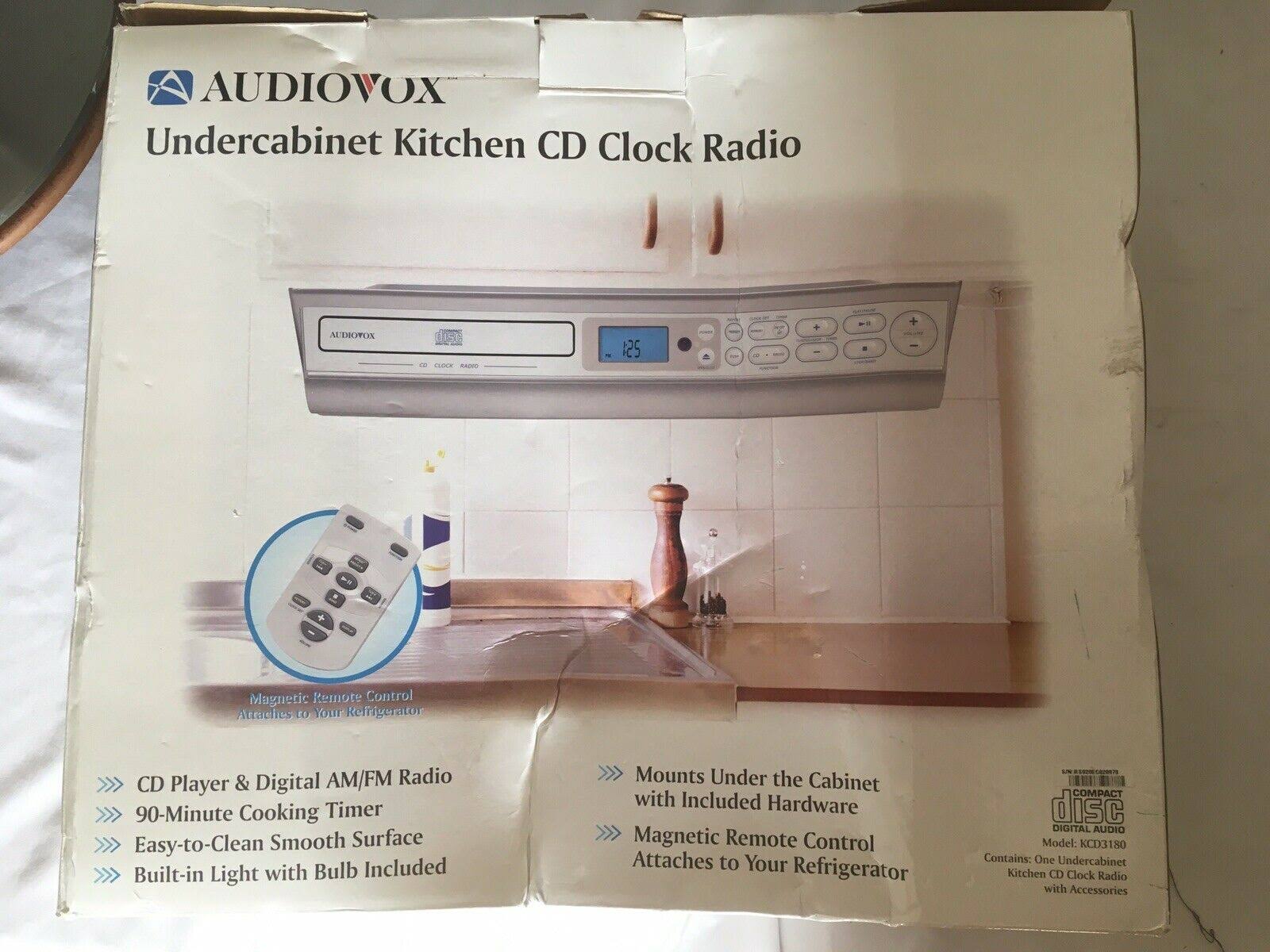 New Audiovox Under Cabinet Kitchen CD Player Clock Radio Am/fm Timer