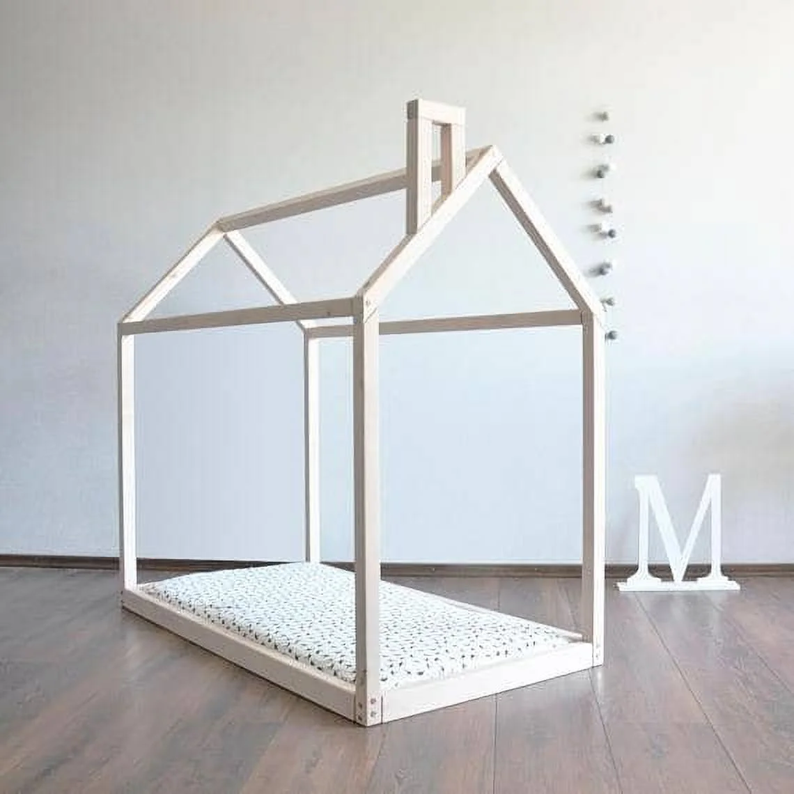 Cottage Kids Furniture Montessori Toddler Bed with Chimney