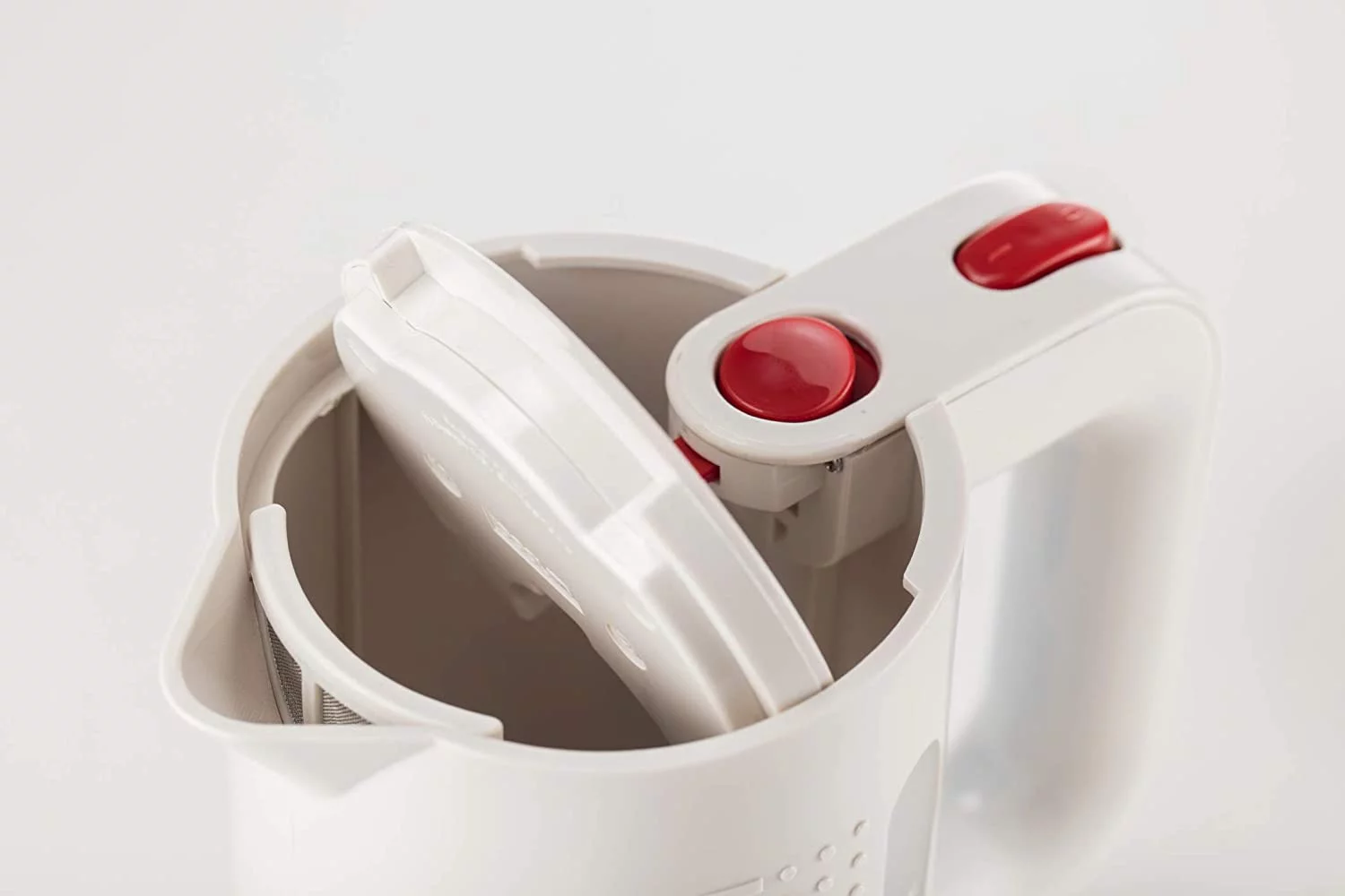 Bodum BISTRO Water Kettle, Electric Water Kettle, White, 17 Ounce