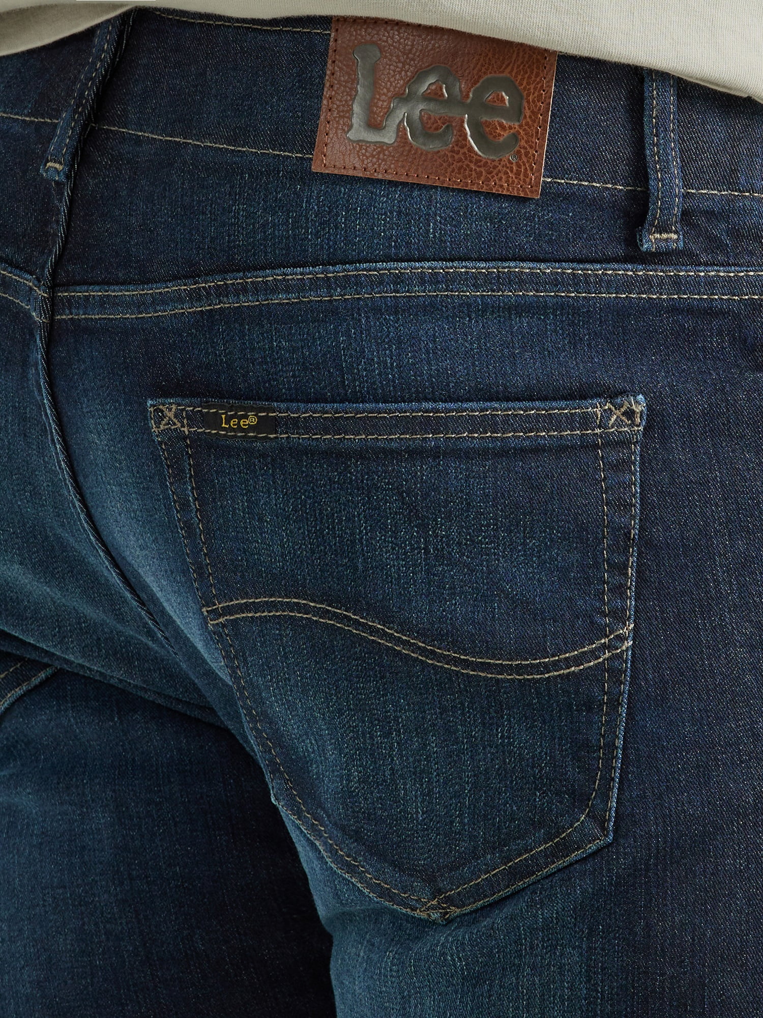 Lee® Men's Extreme Motion Slim Straight Jean with Flex Waistband