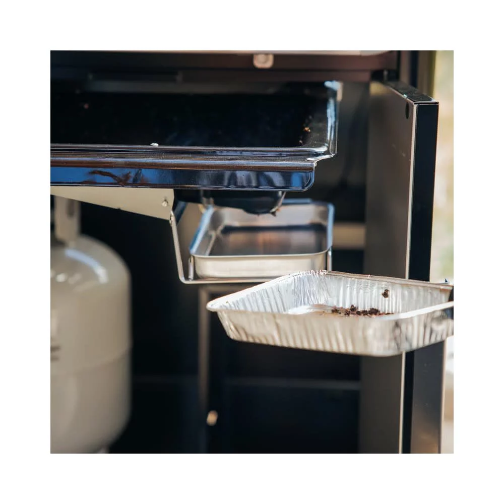 Genesis E-435, Black, Liquid Propane