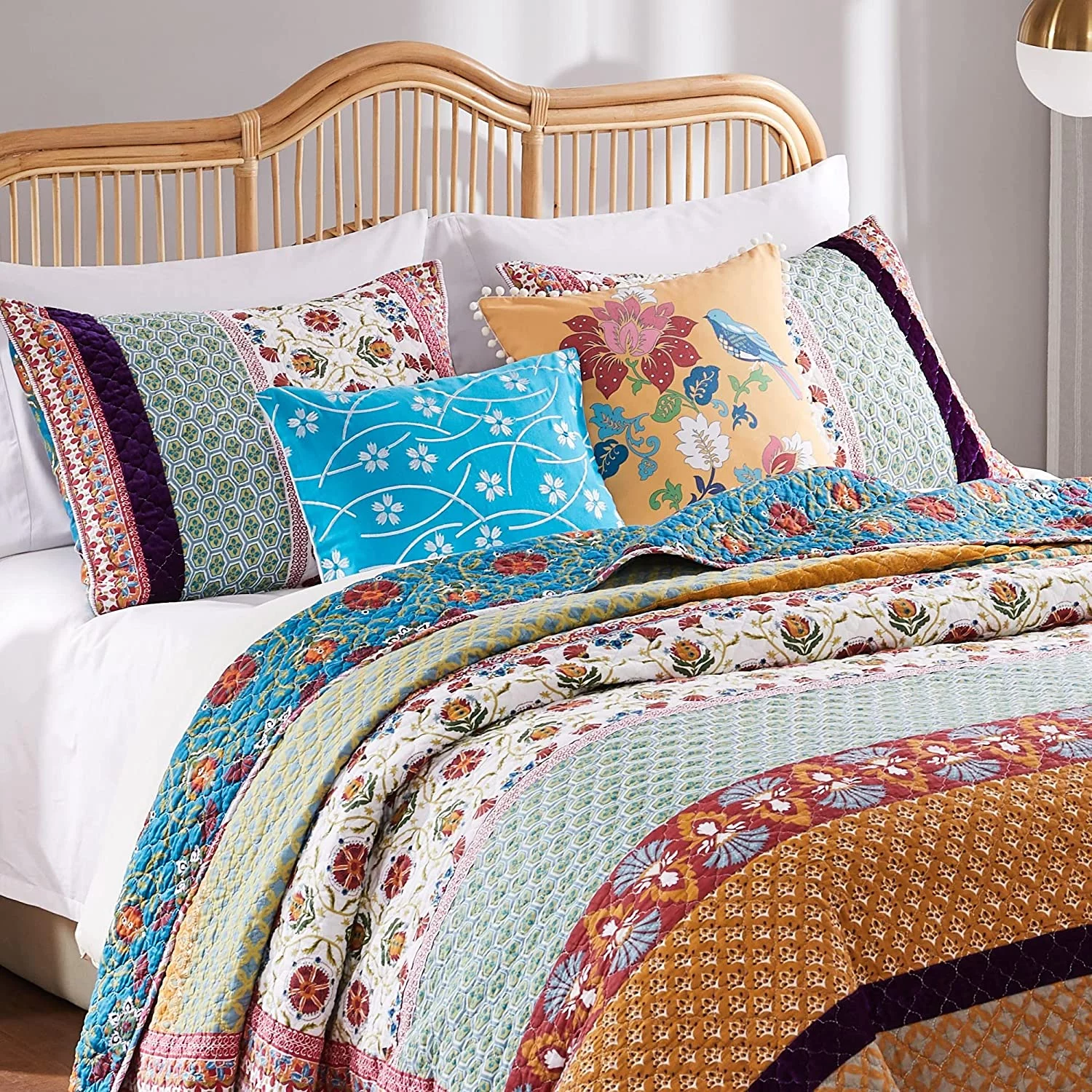 Global Trends Tori Reversible 100% Cotton Quilt Set, Modern Bohemian, All Ages, 5-Piece Full/Queen