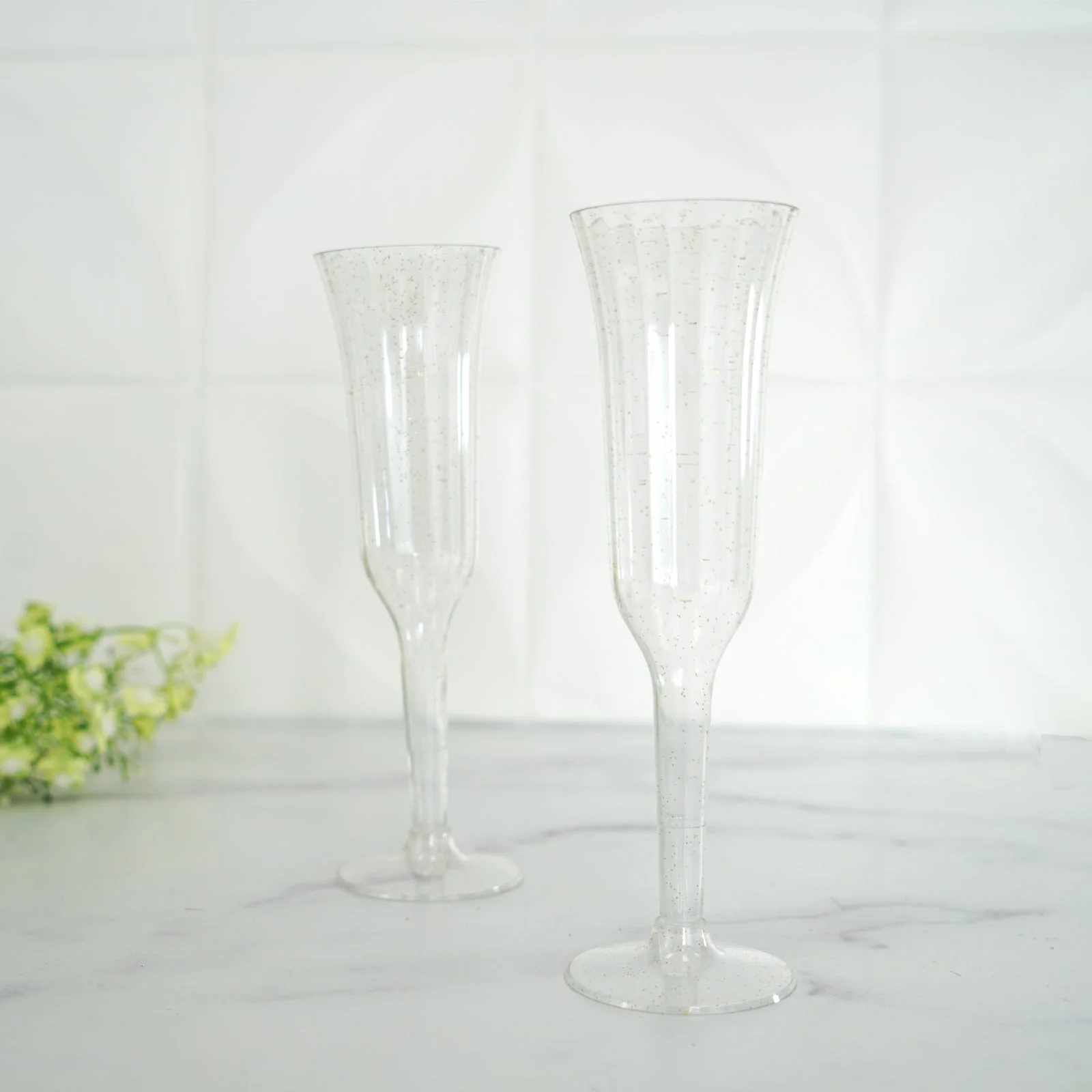 Efavormart 60 Pcs Disposable Gold Glitter Clear Plastic Champagne Flutes for Wedding Birthday Party Banquet Events Cocktail Cups