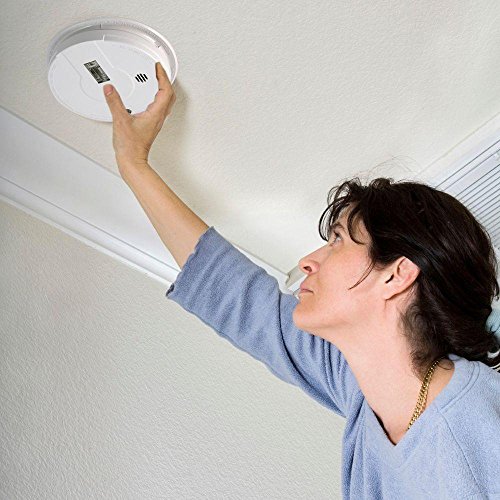 Kidde Hardwired Smoke Detector with Safety Light, 9-Volt Battery Backup, Ideal for Hallways, 1 Each