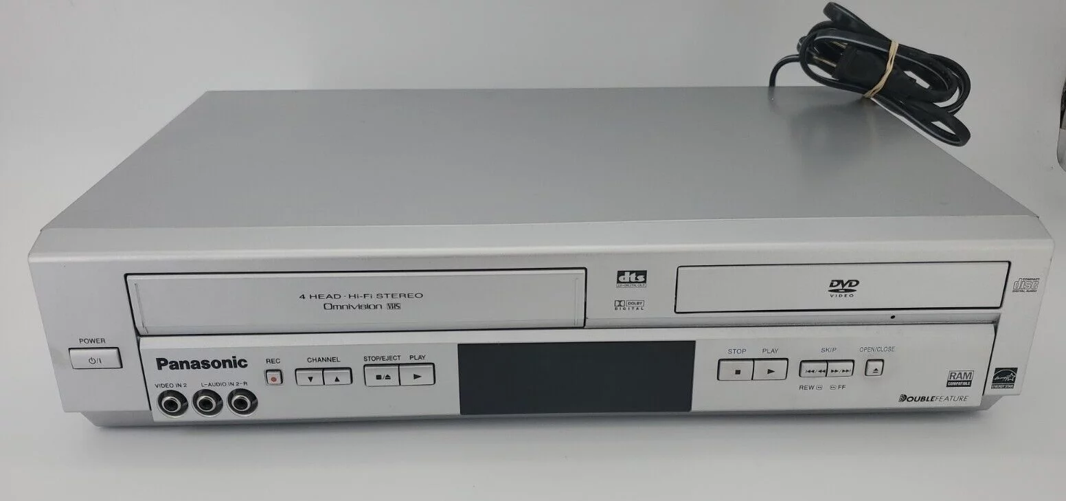 Panasonic PV-D4734S Progressive Scan DVD/VCR Combo (used)