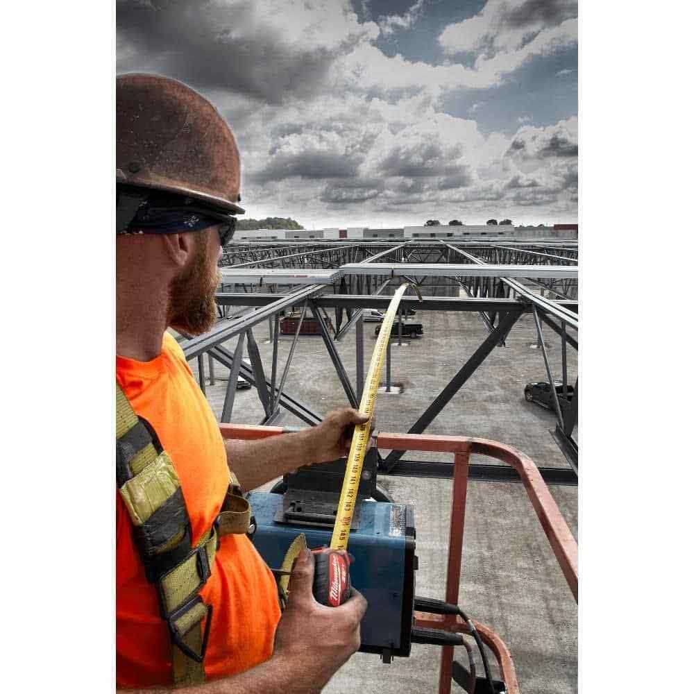 48-22-0240 Milwaukee 40′ Wide Blade Tape Measure