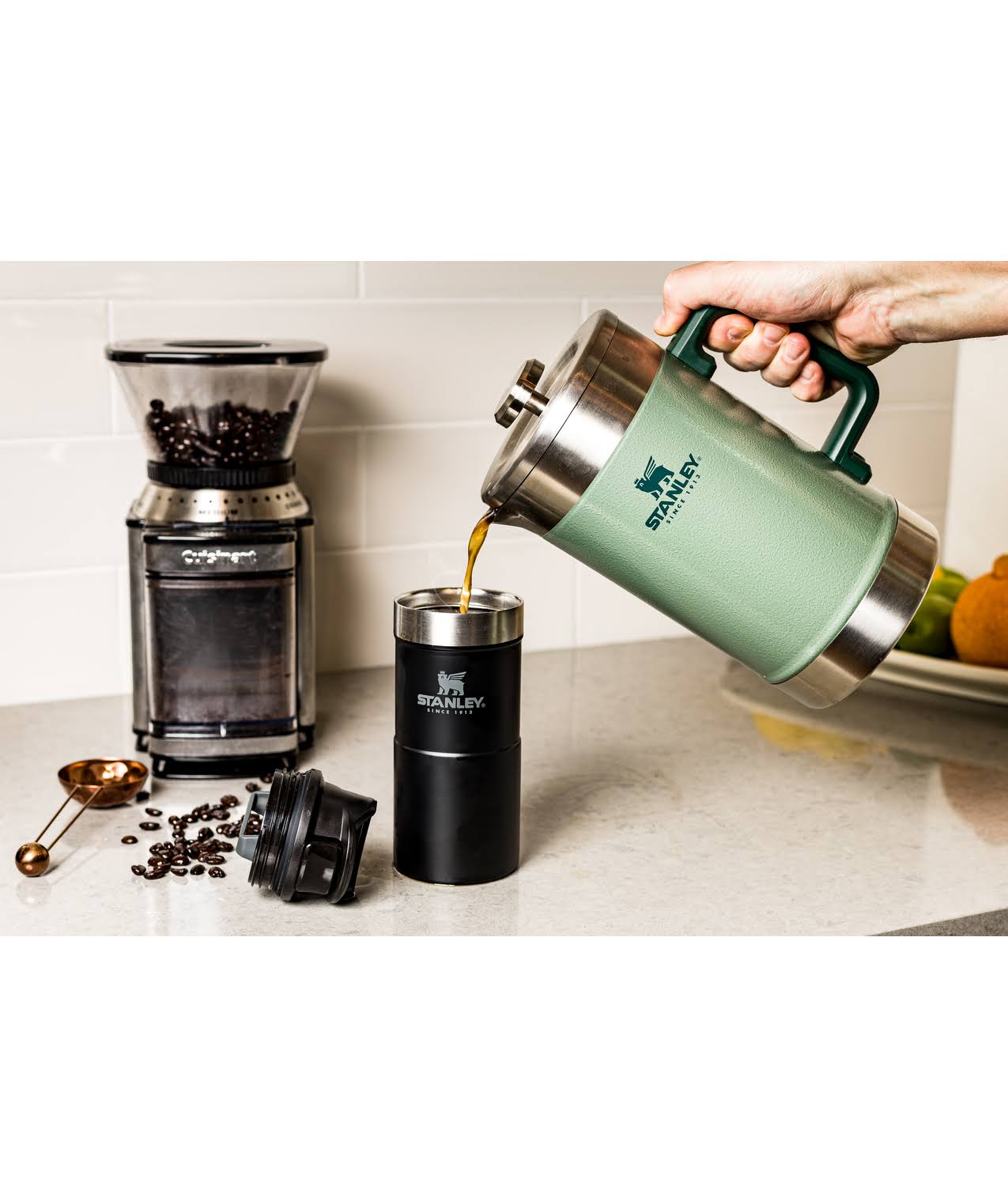 Stanley 48 oz Classic Stay Hot French Press, Hammertone Green