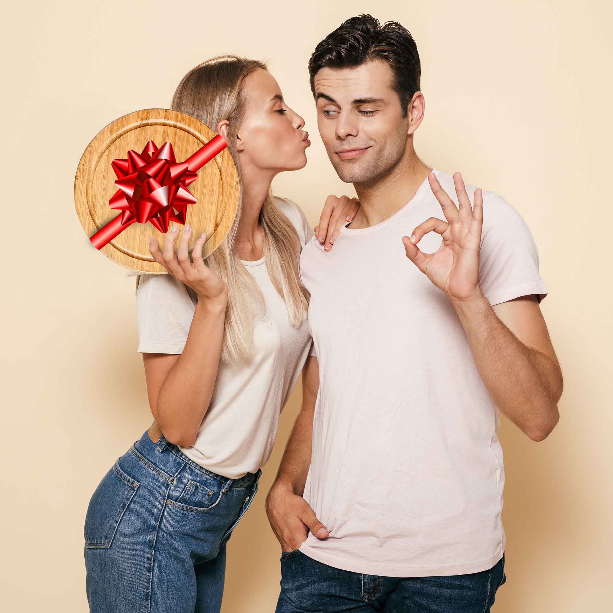 BlauKe® Bamboo Cheese Board and Knife Set – 10 inch Round Charcuterie Board, Serving Tray, Platter, Wood Cheese Board Set – Gift Idea