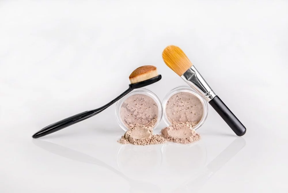 FOUNDATION & CONCEALER COMBO w/BRUSHES (LIGHT TAN FOUNDATION & MEDIUM CONCEALER) Mineral Makeup Kit Full Size Set Matte Bare Face Sheer Powder Cover