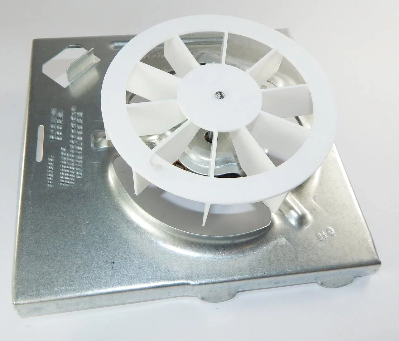 Broan Fan Assembly - 663-G,H, 688-G,H,J,K # 97012026