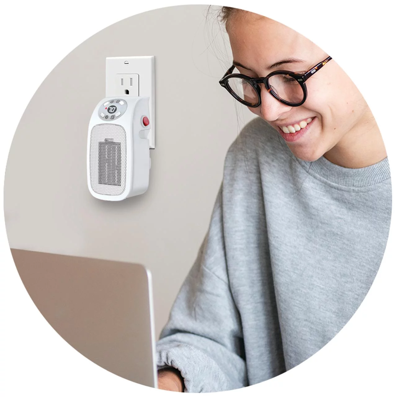 AIWA Outlet Plug-in Electric Space Heater, LCD Digital Screen, Up to 24 hour Timer