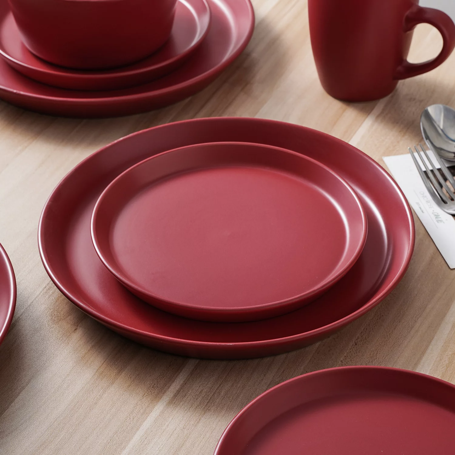 Stone Lain Michelle 32-Piece Dinnerware Set Stoneware, Red
