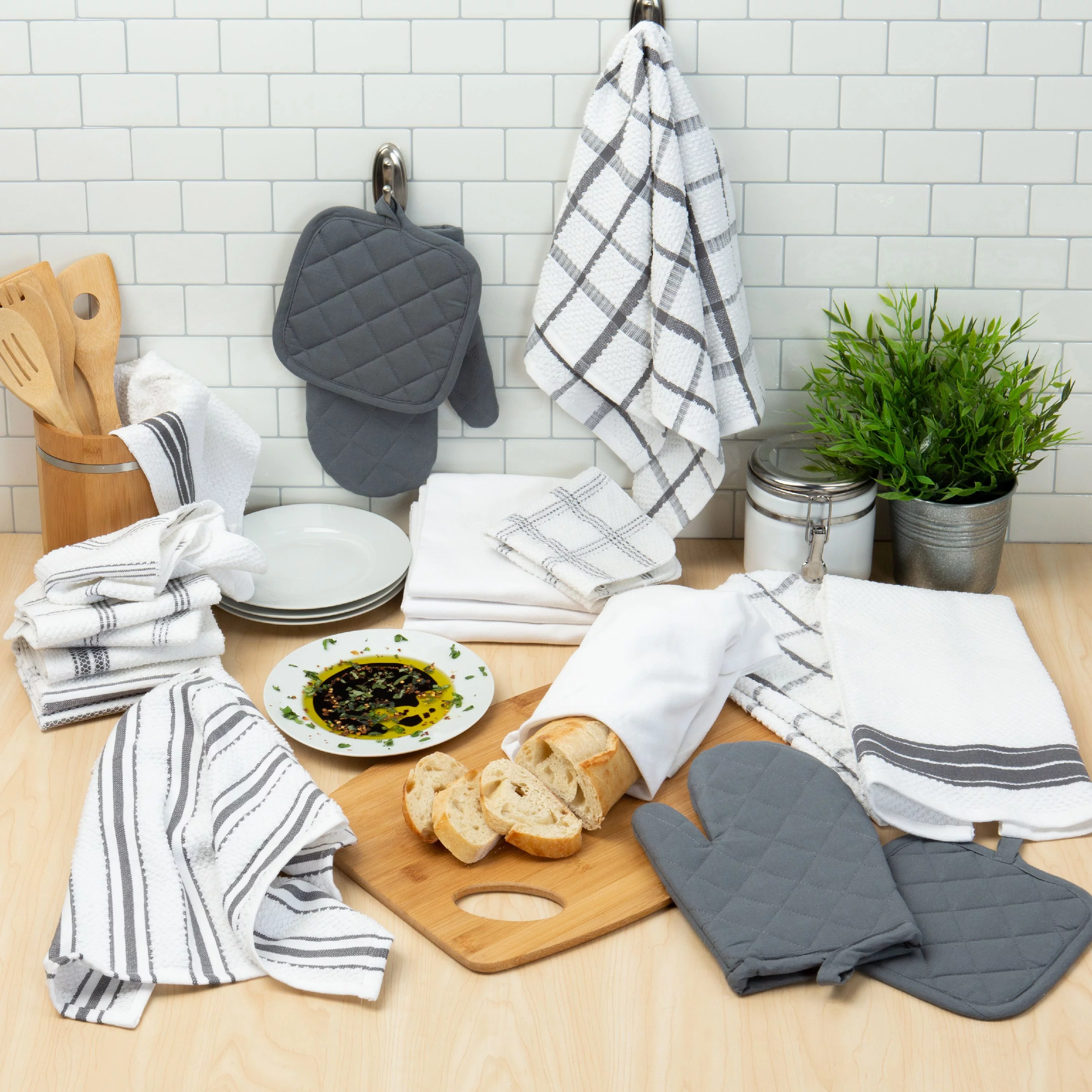 Mainstays, 20 Piece Set, Terry & Flat Kitchen Towel, Dish Cloth, Flour Sack, Oven Mitt, Pot Holder