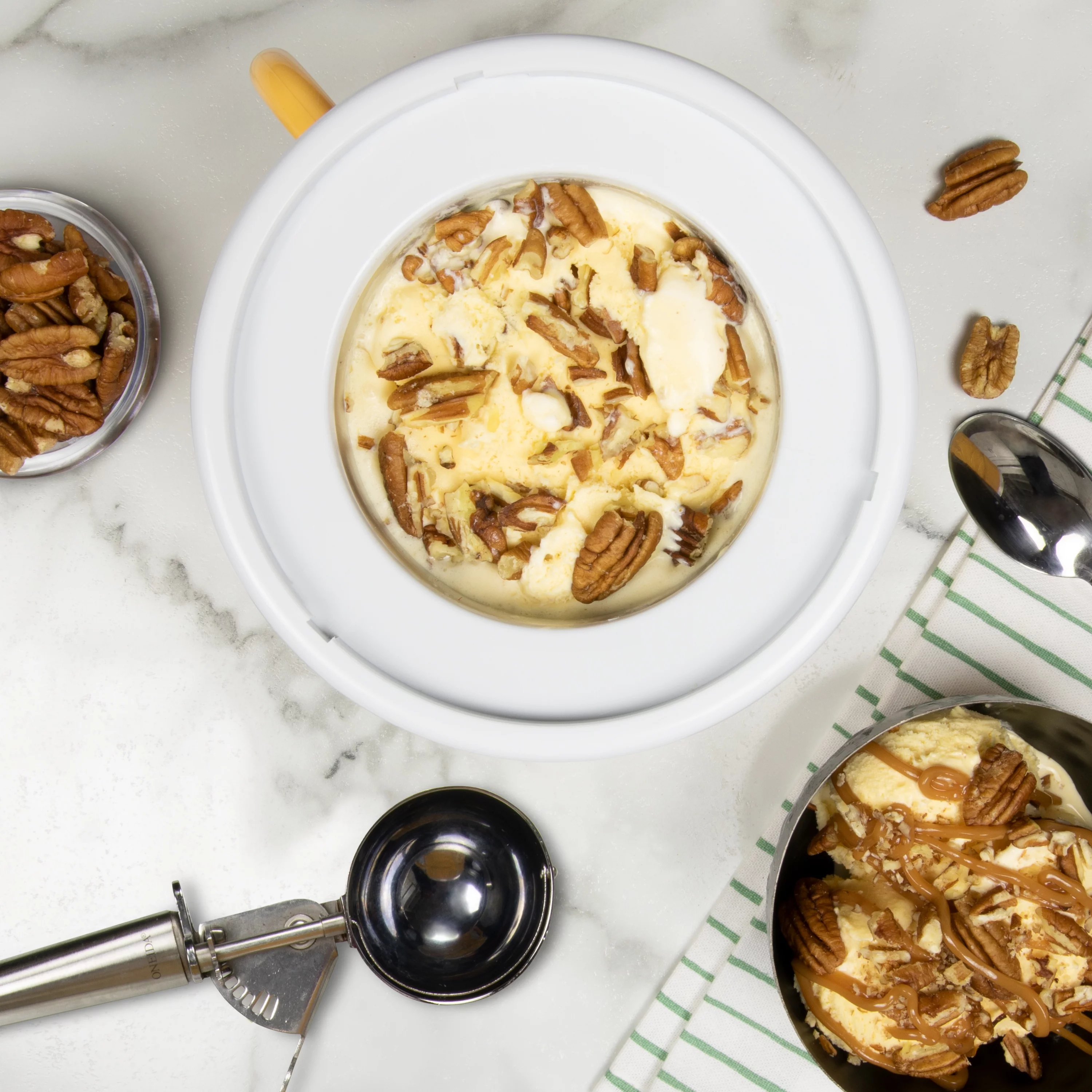 Nostalgia 1.5-Pint Electric Ice Cream Maker