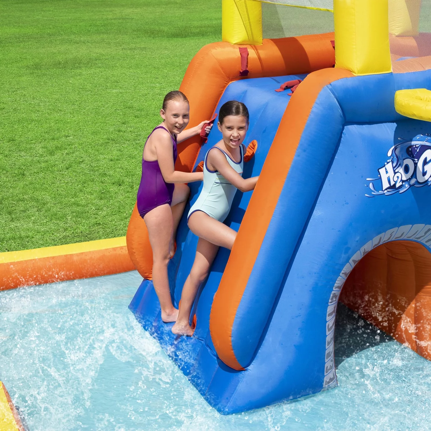 Bestway H2OGO! 18' x 16.5' x 8.6' Super Speedway Child Inflatable Water Park